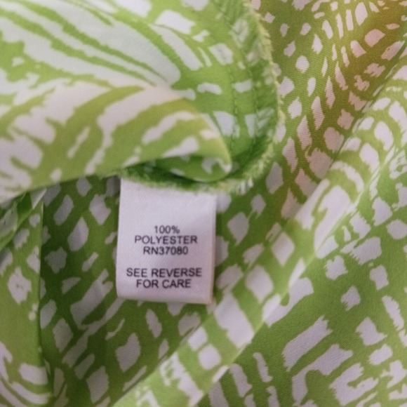 CATO Woman Sleeveless Blouse - 18/20W Embellished Neckline Sharkbite Green - Picture 4 of 10